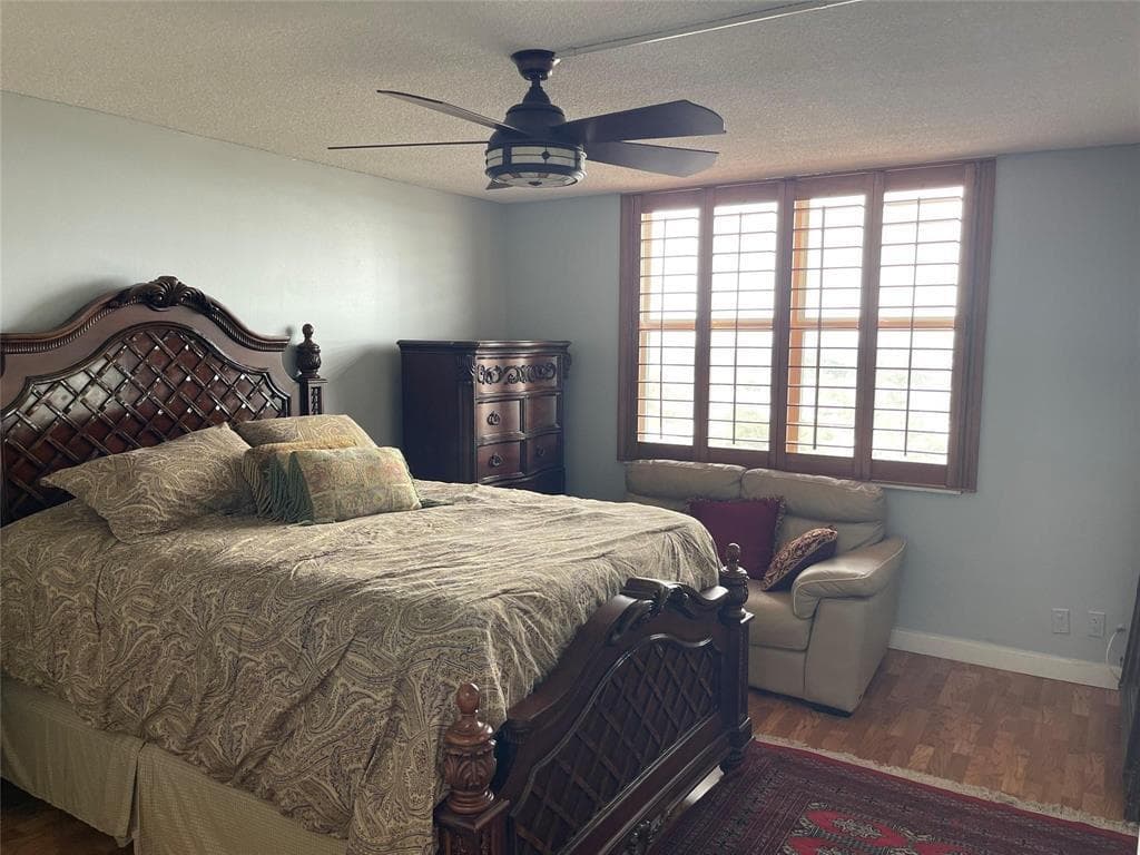 427 Golden Isles Drive 14c photo 9