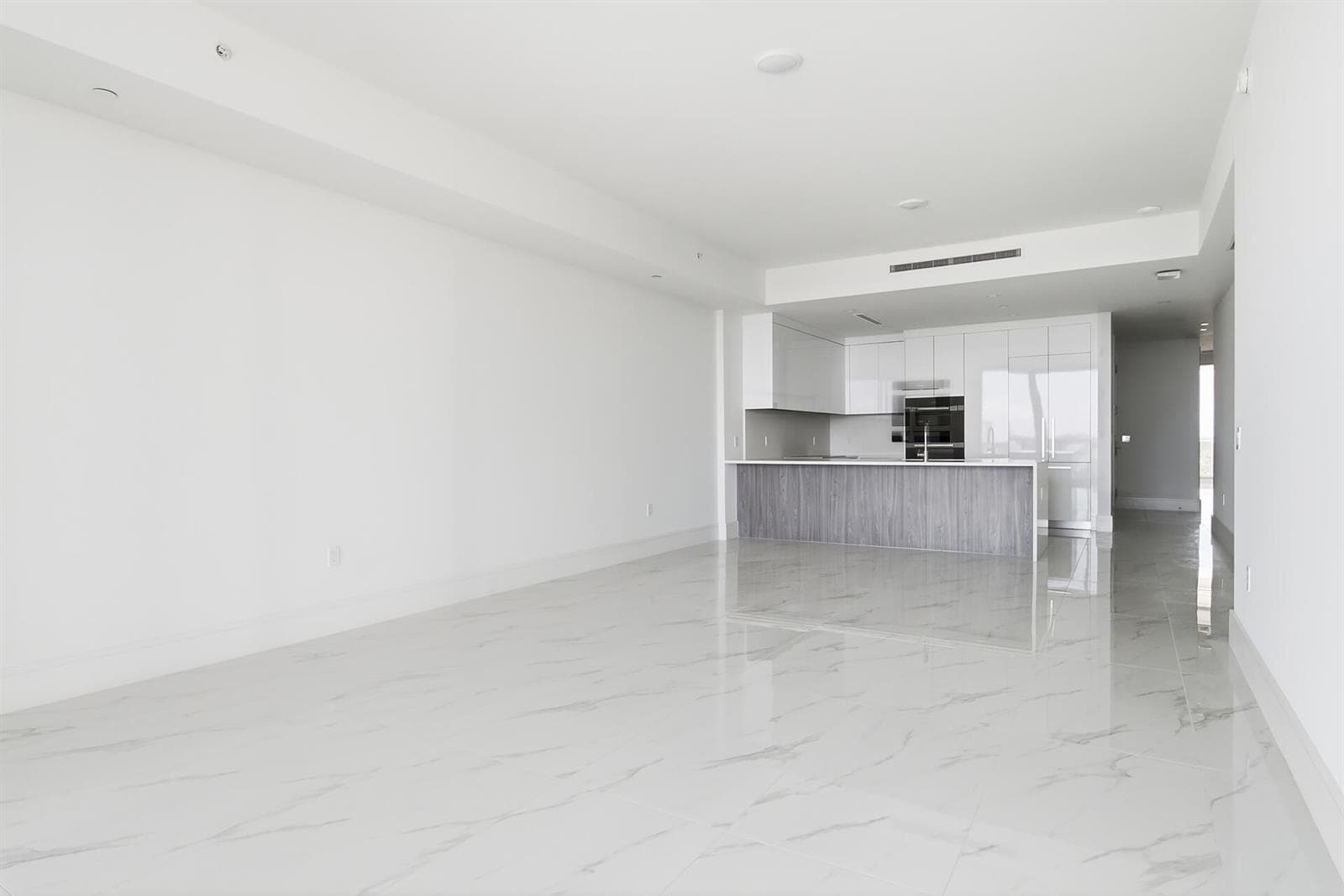220 Lake Shore Drive 804 photo 5
