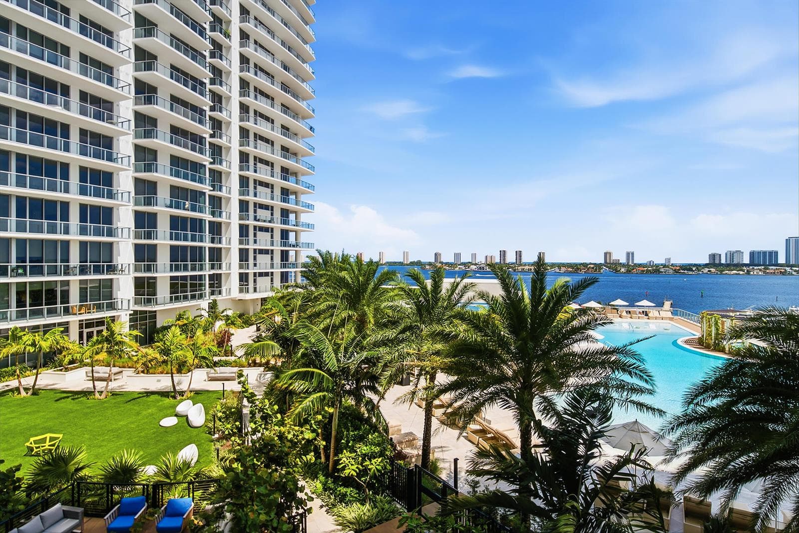 220 Lake Shore Drive 804 photo 20