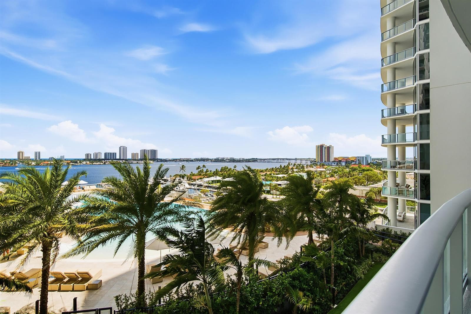 220 Lake Shore Drive 804 photo 19