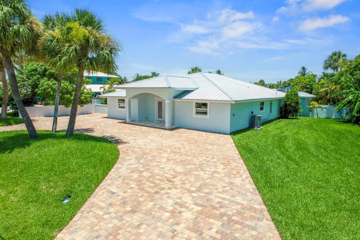 1718 Rio Vista Drive 3