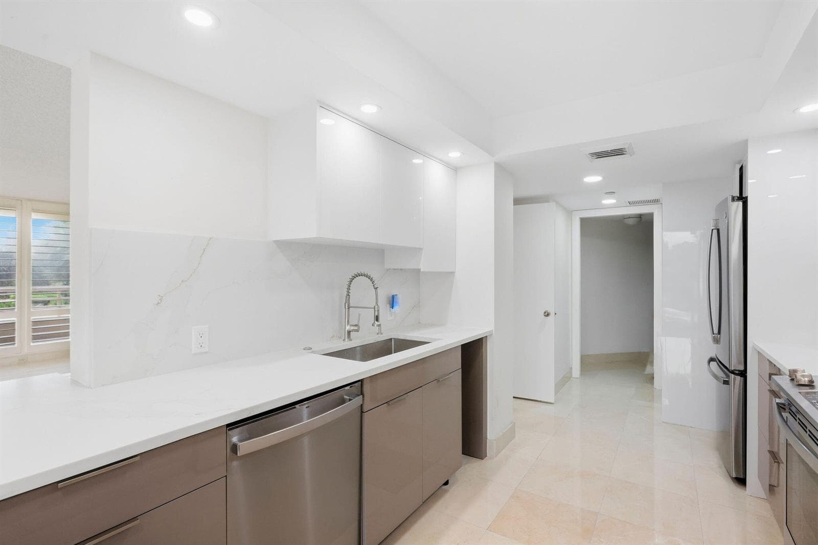 4101 N Ocean Boulevard 109 photo 12