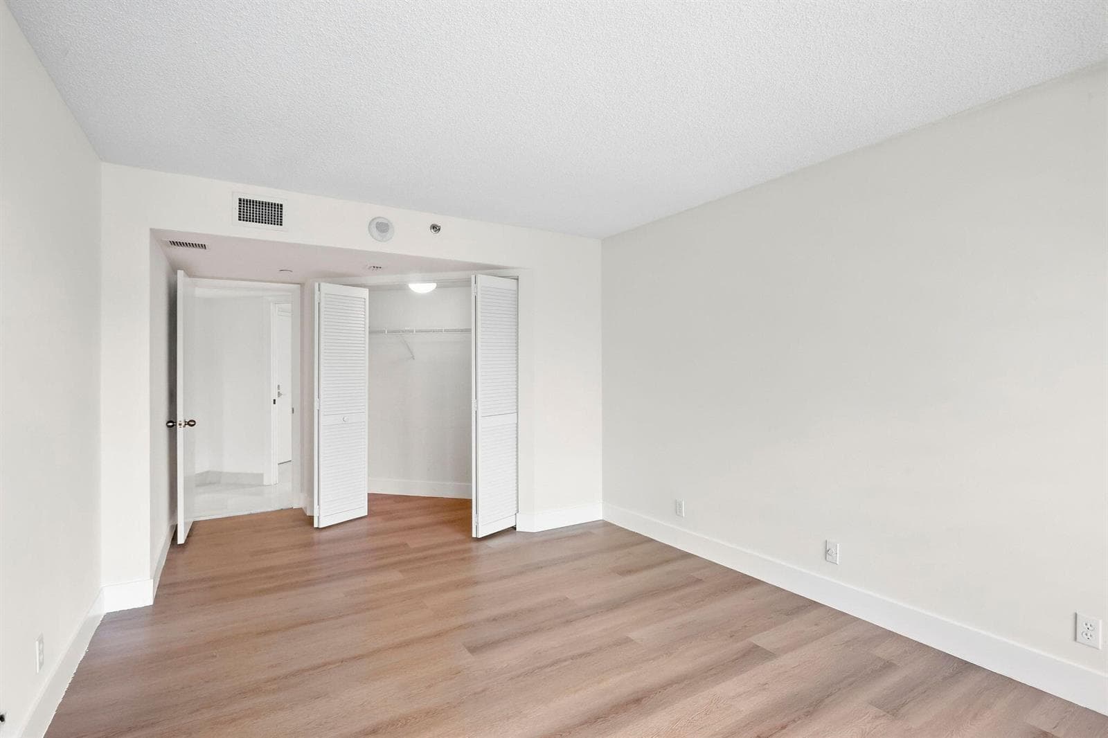 4101 N Ocean Boulevard 109 photo 18