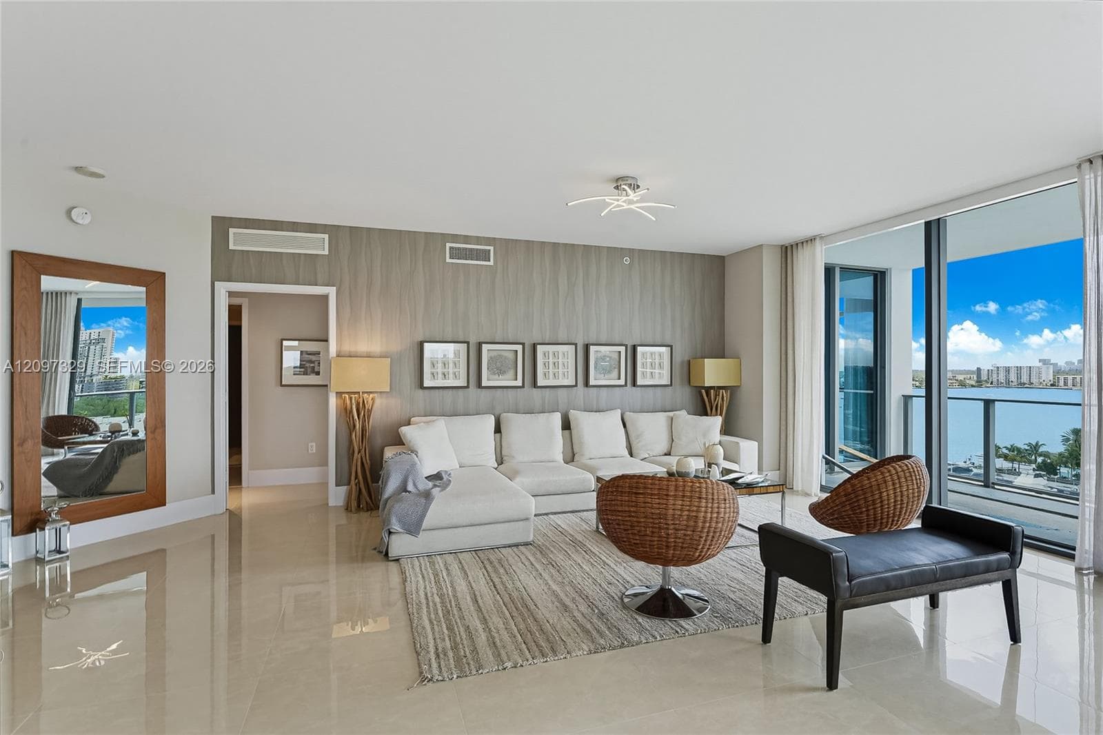 17301 Biscayne Blvd 901 photo 5