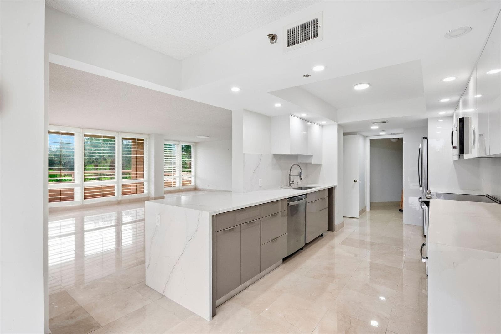 4101 N Ocean Boulevard 109 photo 10