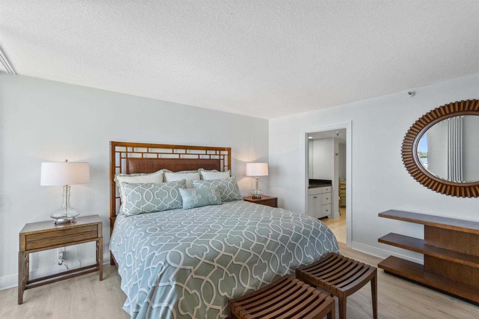 115 Lakeshore Drive 549 photo 11