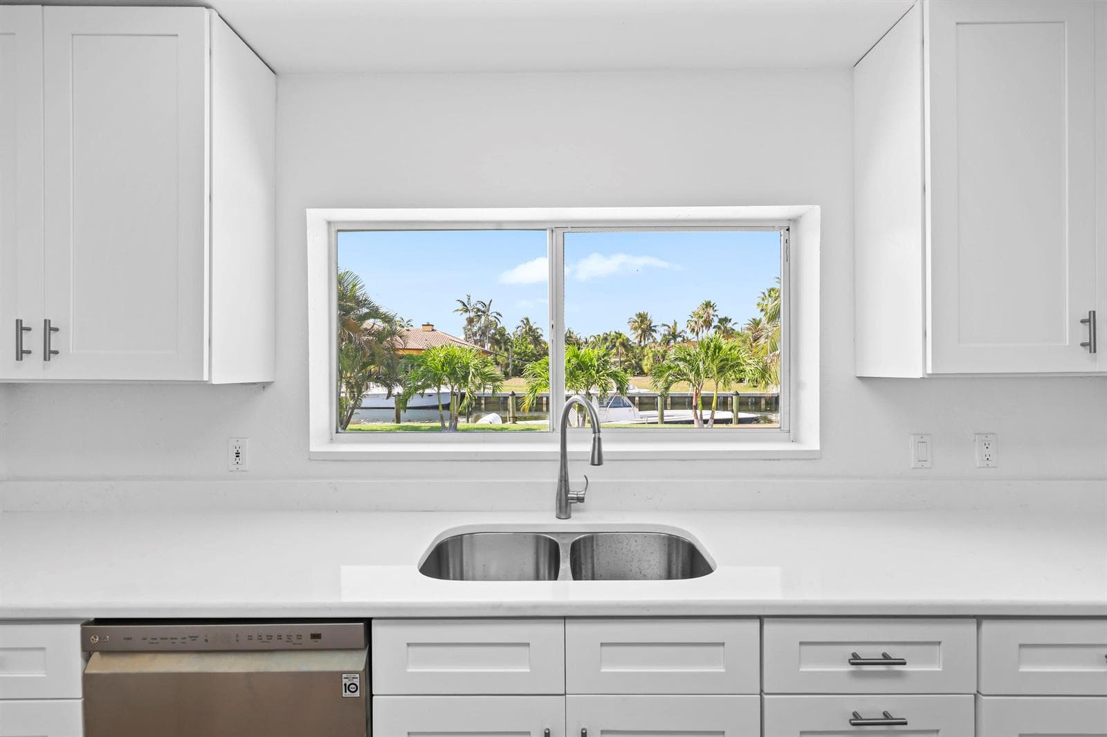 2265 NE 24th Street photo 14