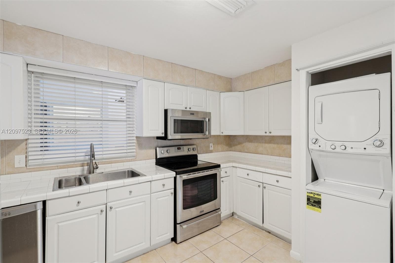 461 N Ocean Blvd 0050 photo 16