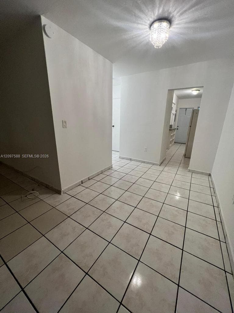 1471 NE 170th St 121A photo 16