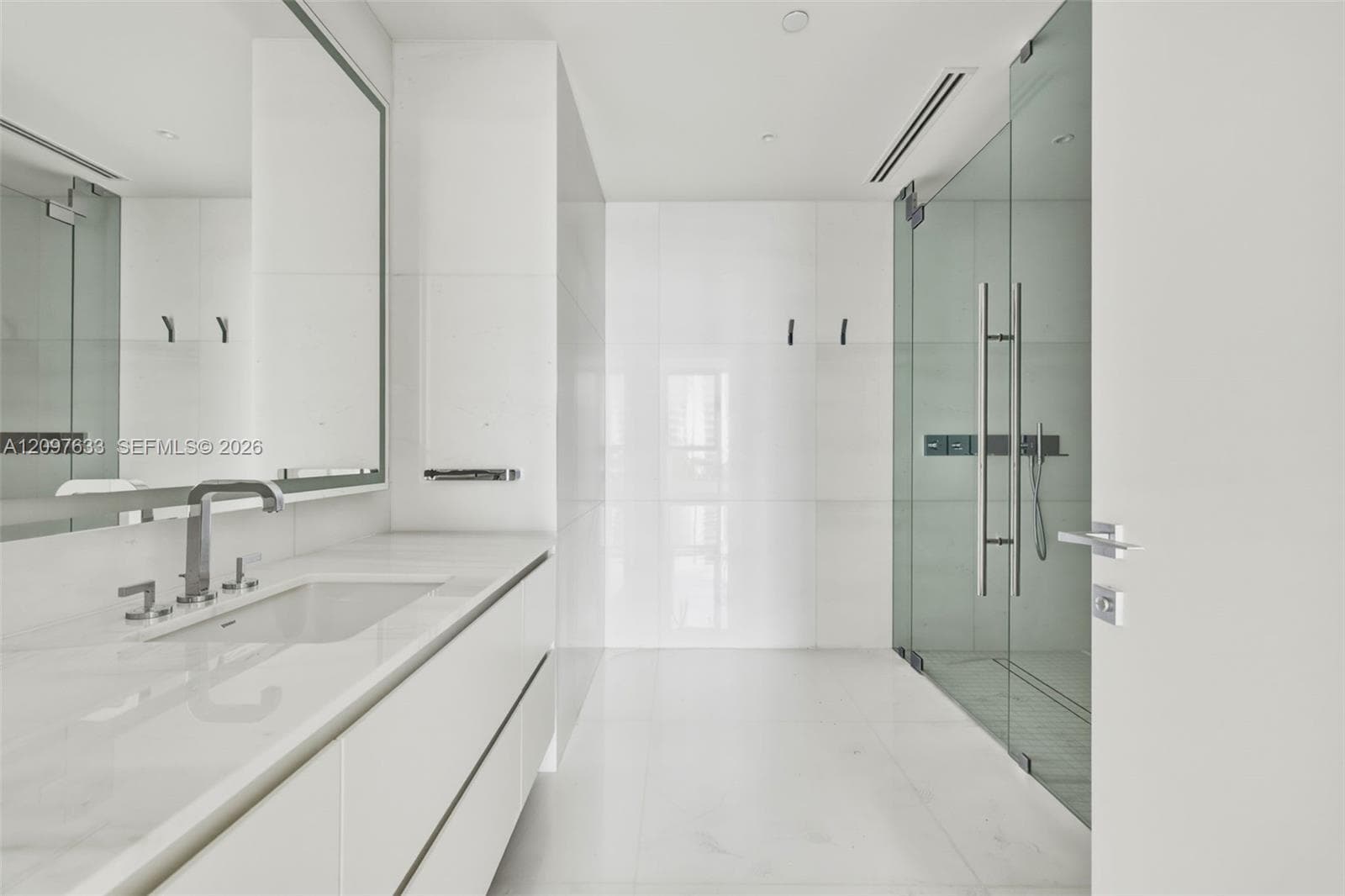 300 Biscayne Boulevard Way 1709W photo 23