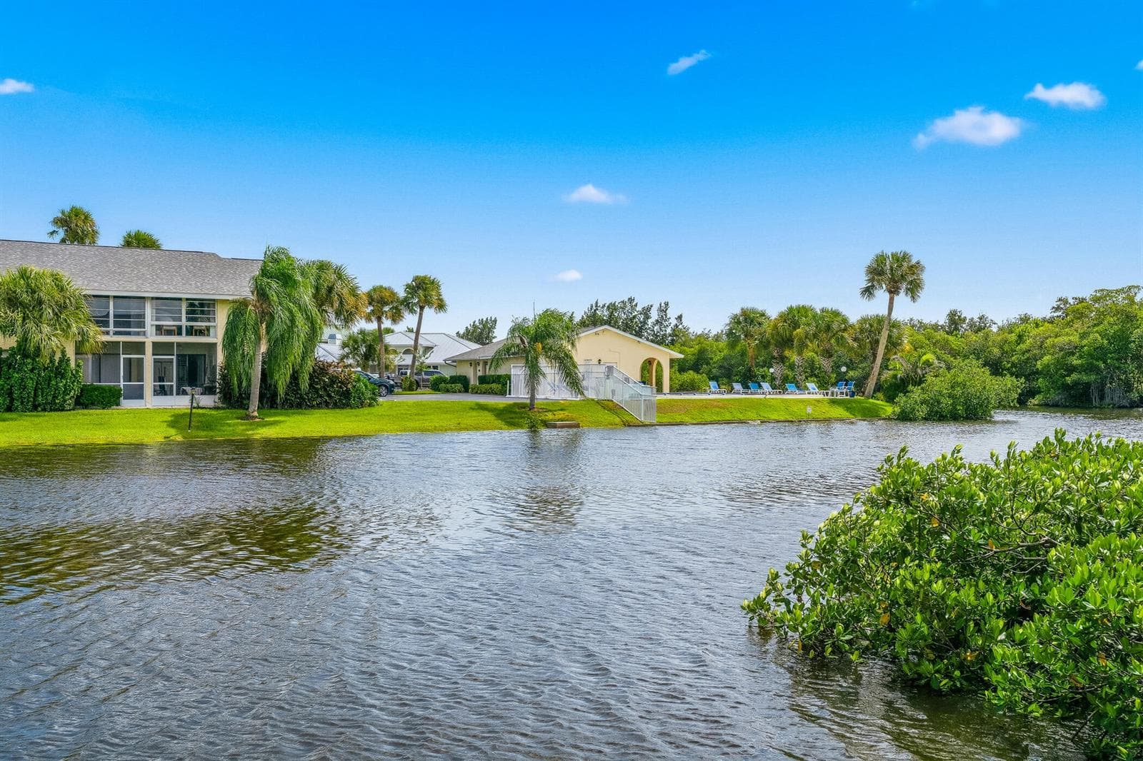 1830 Robalo Drive 2