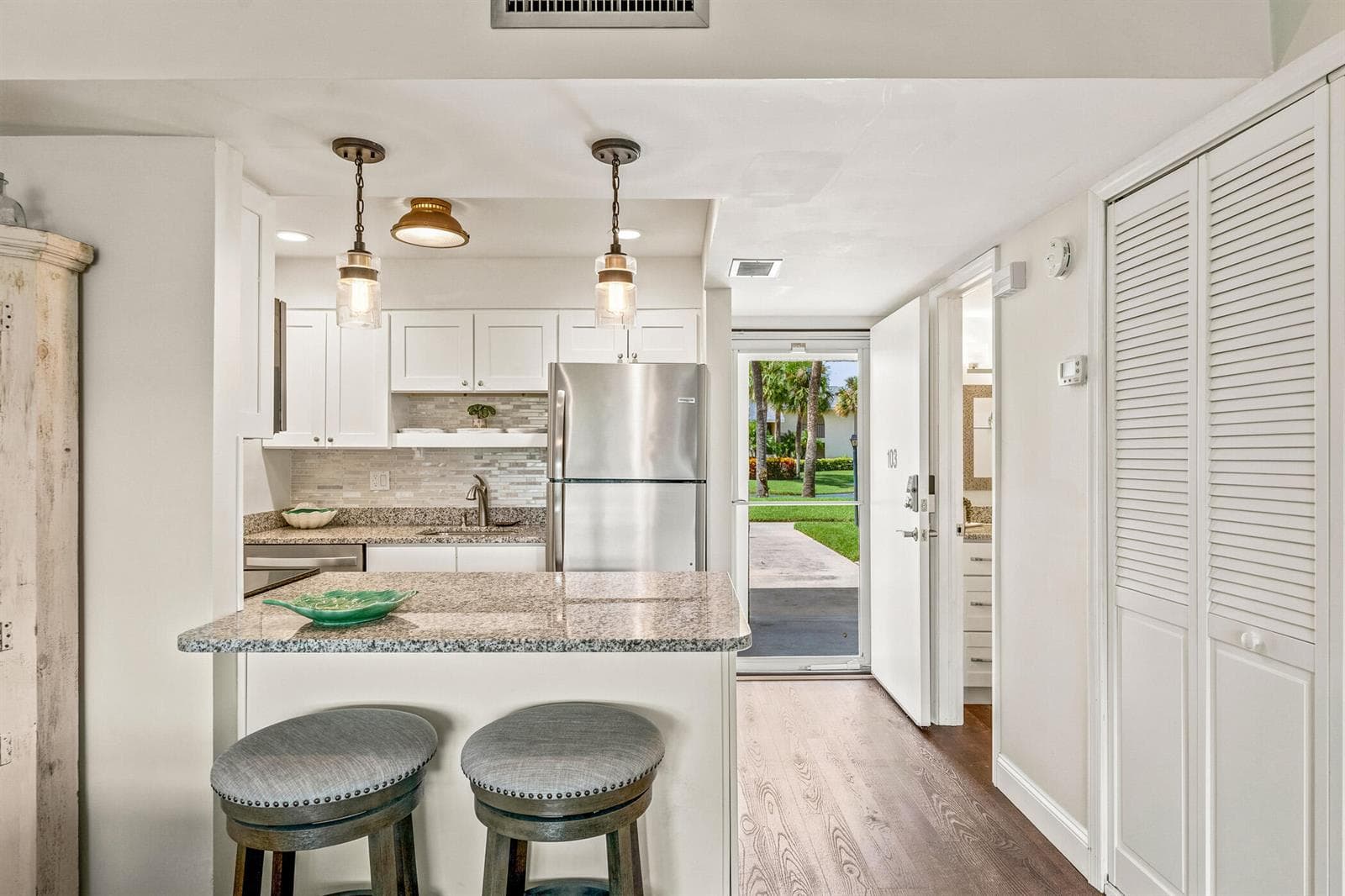 1830 Robalo Drive photo 8