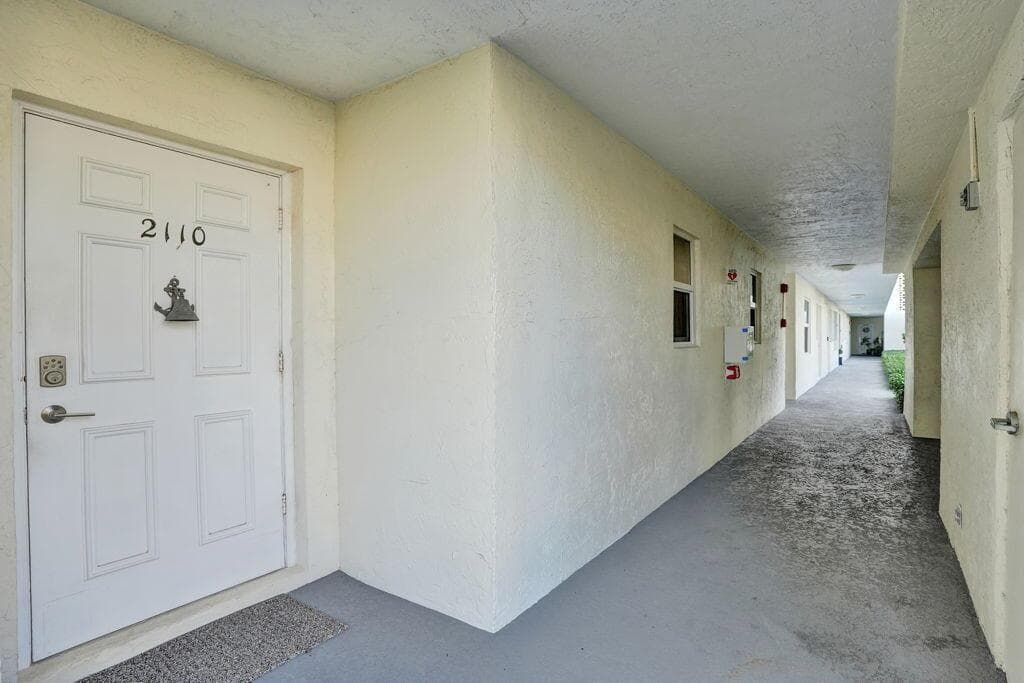 1 HARBOURSIDE Drive 2110 photo 10