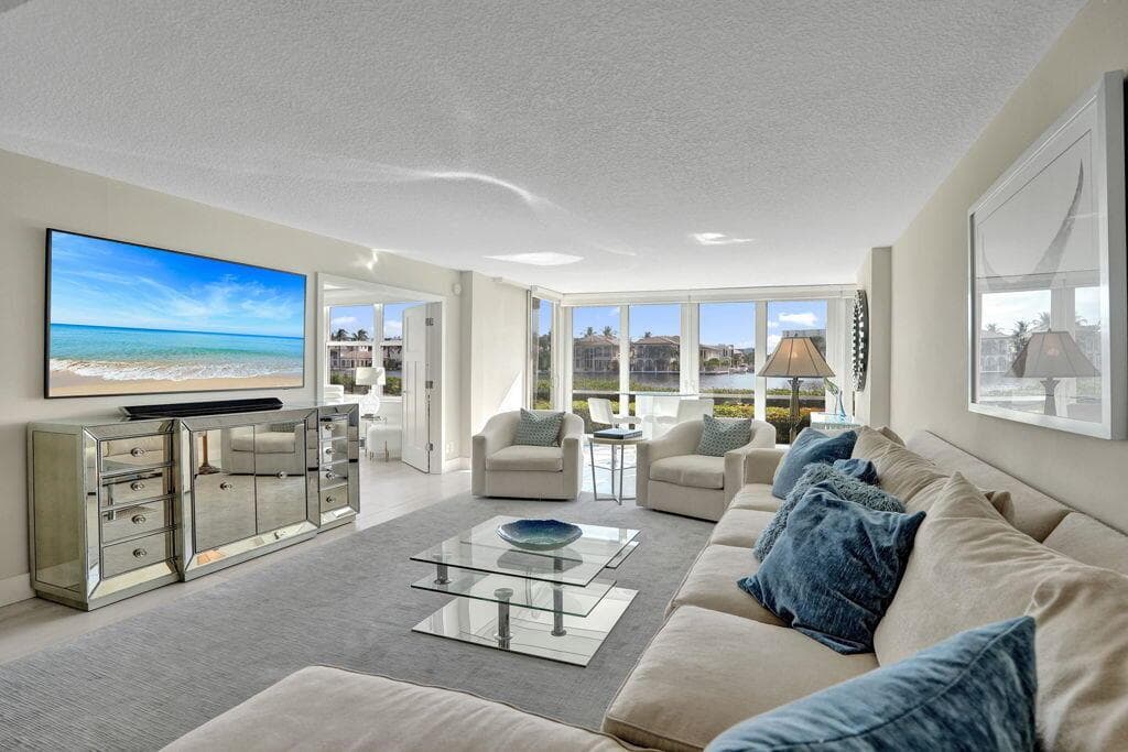 1 HARBOURSIDE Drive 2110 photo 15