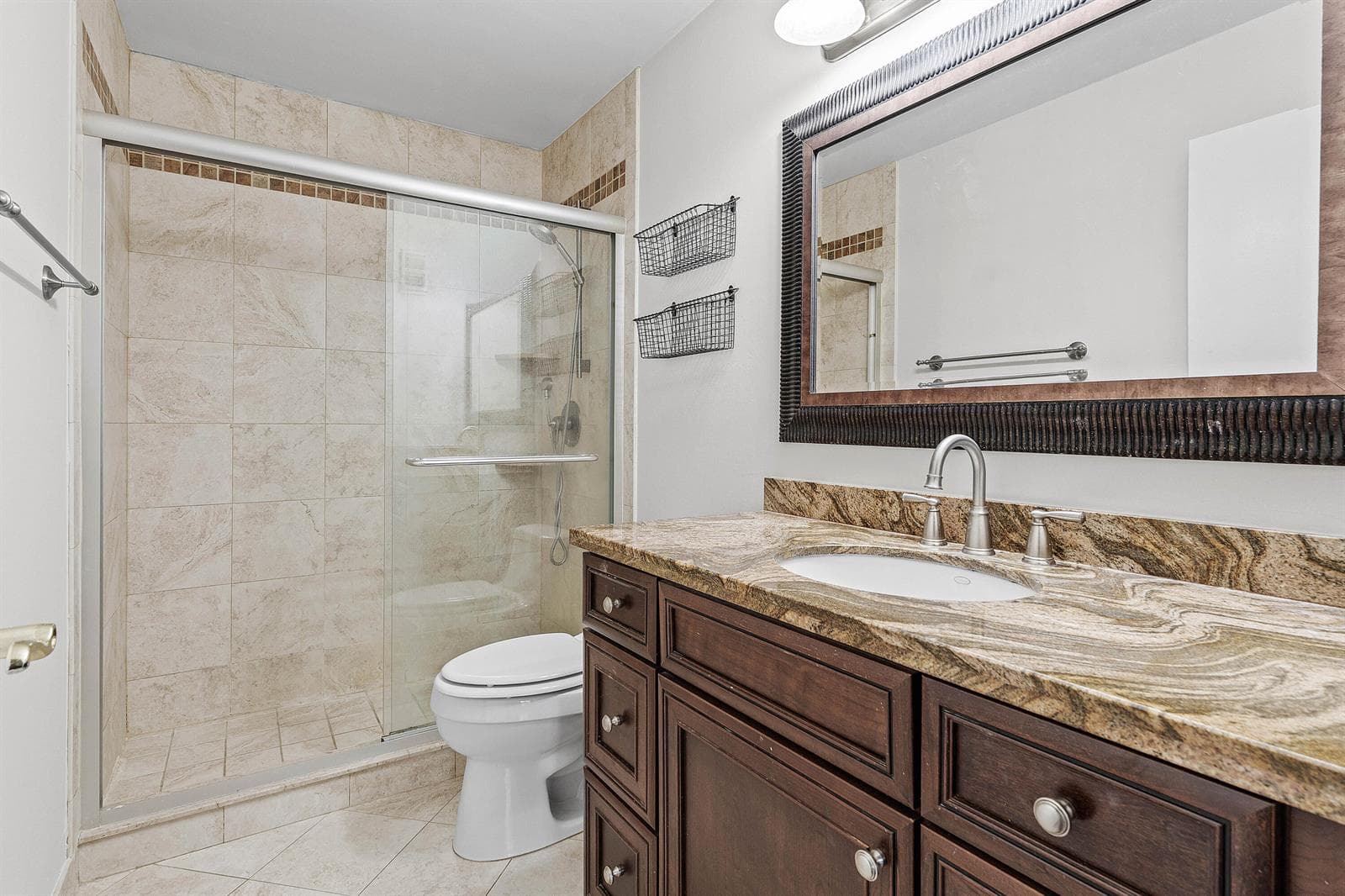 5016 Heatherhill Lane 5 photo 15