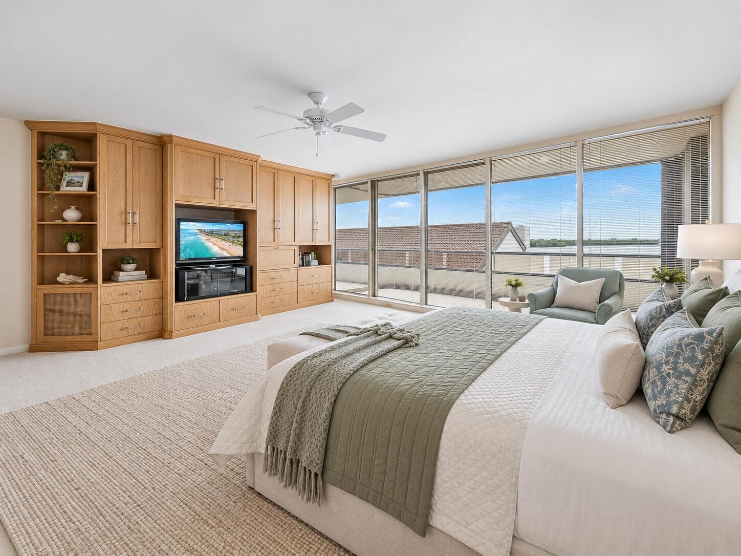 100 Lakeshore Drive 251 photo 15