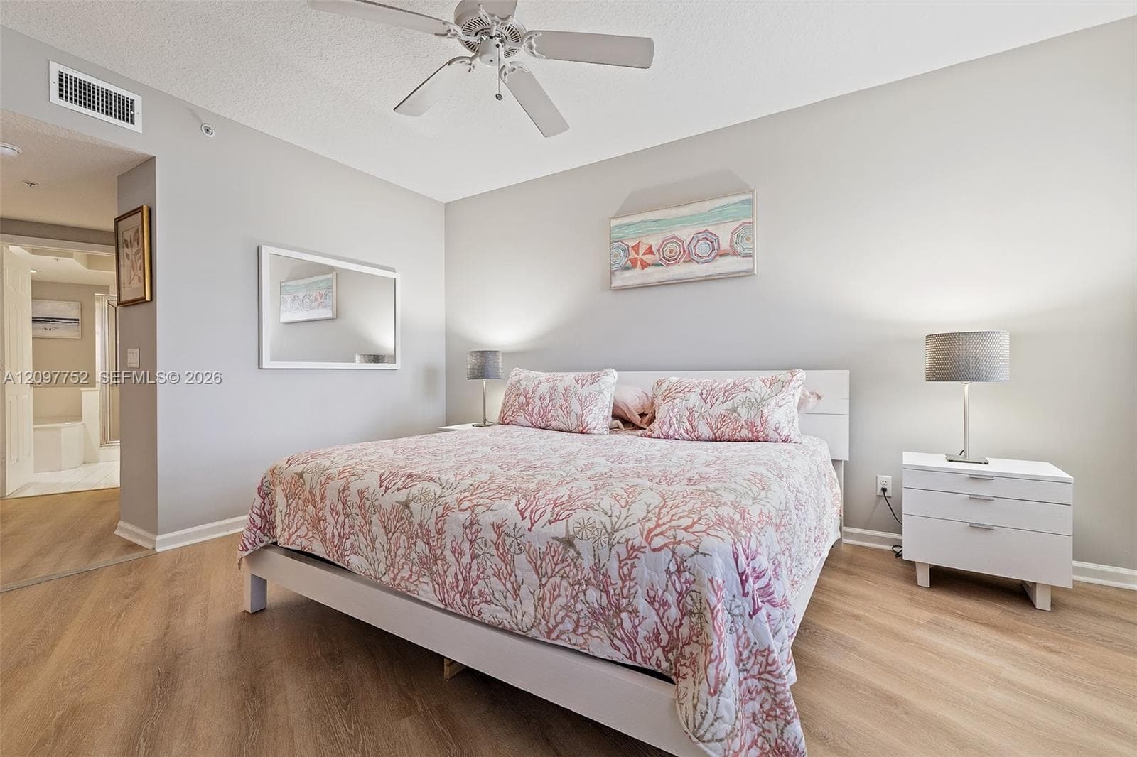 5700 NE Island Cove Way 4206 photo 17