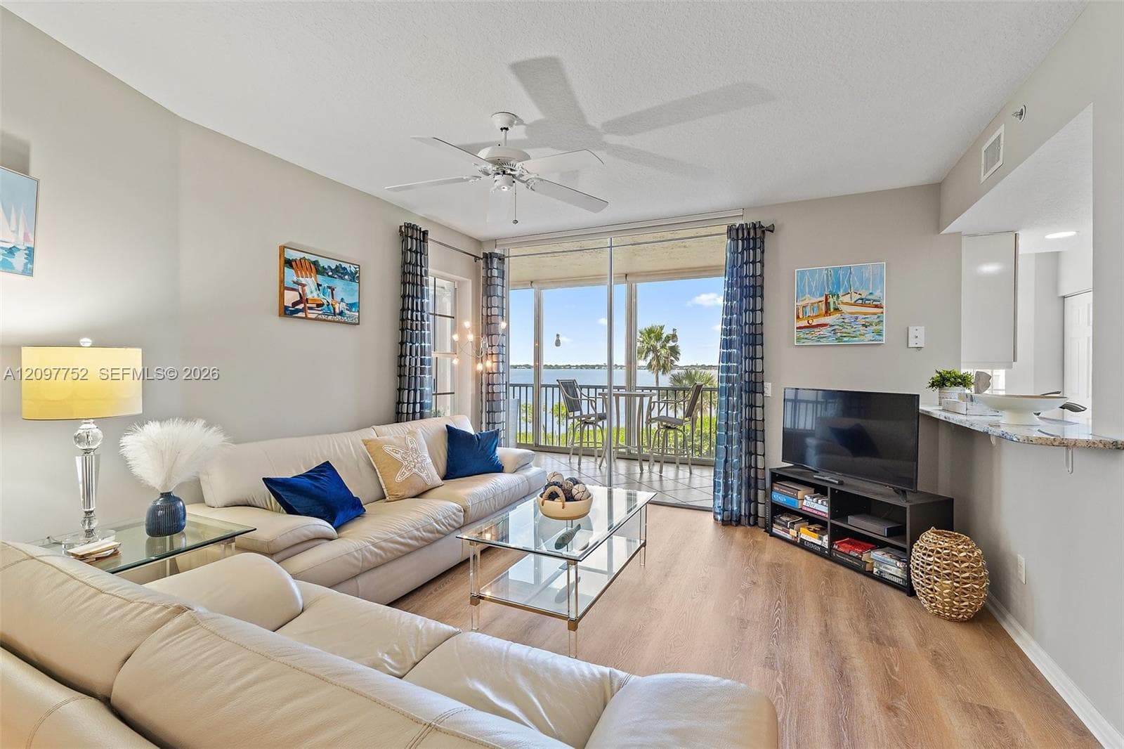 5700 NE Island Cove Way 4206 photo 4
