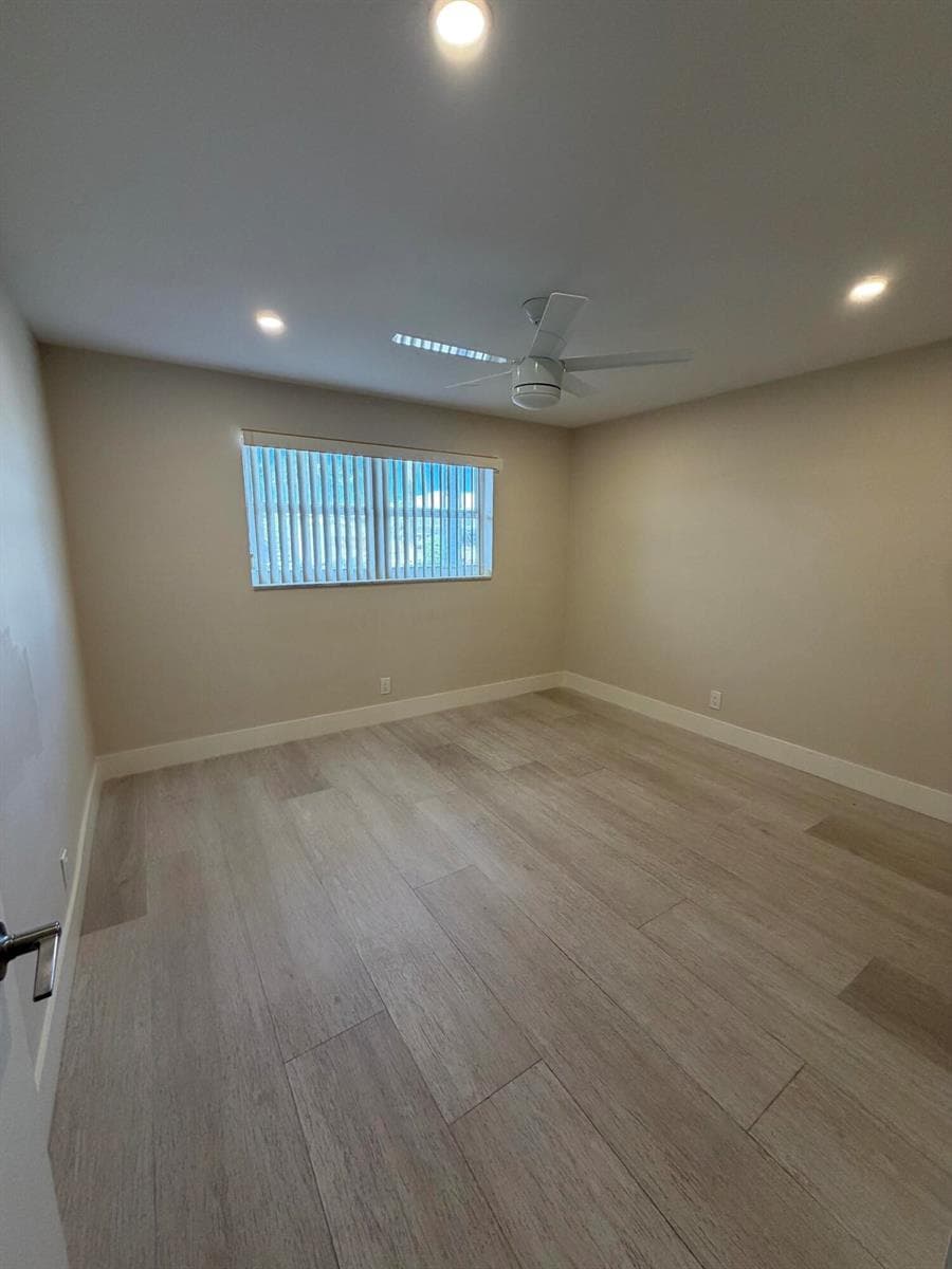 120 LEHANE Terrace 105 photo 10