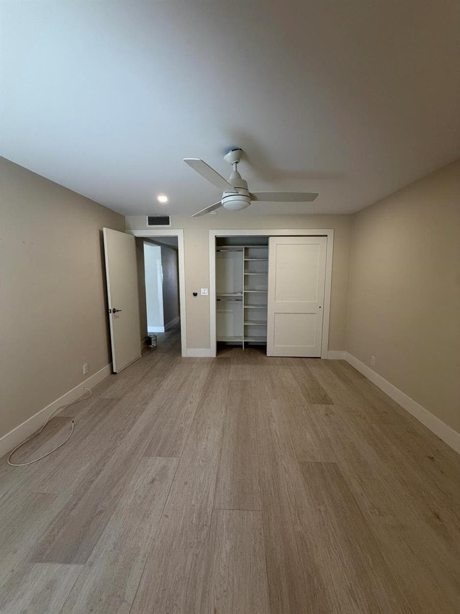 120 LEHANE Terrace 105 photo 4