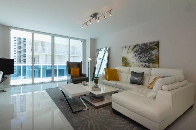 2711 S OCEAN Drive 506 photo 2