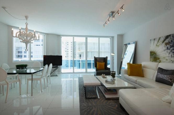 2711 S OCEAN Drive 506 photo 1