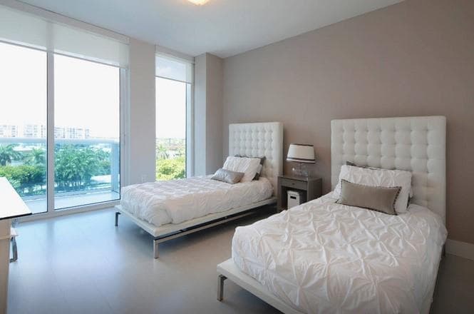 2711 S OCEAN Drive 506 photo 8