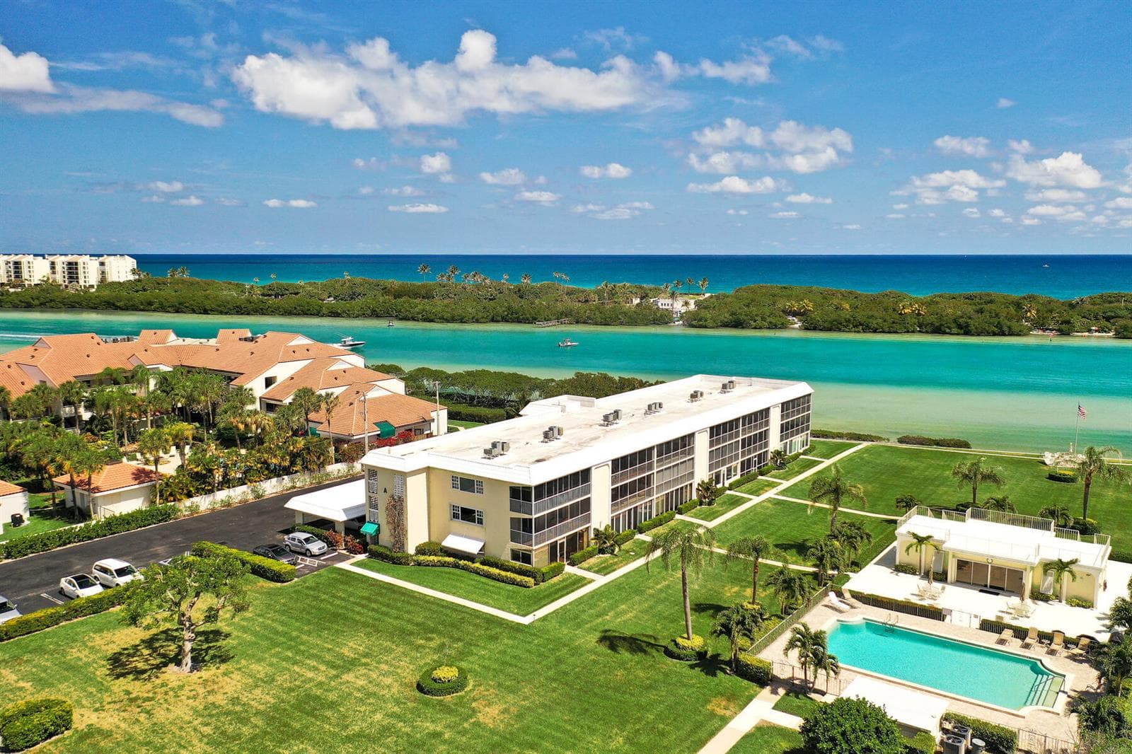 100 Waterway Road photo 13