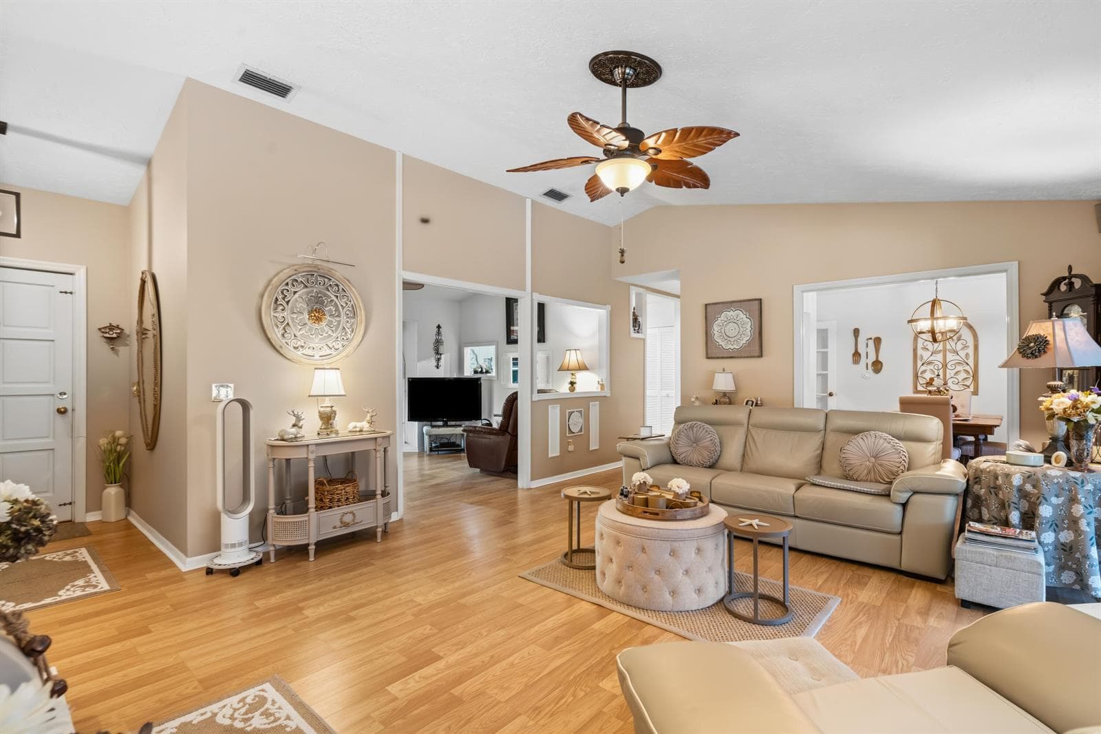 4662 Cheerio Way photo 13