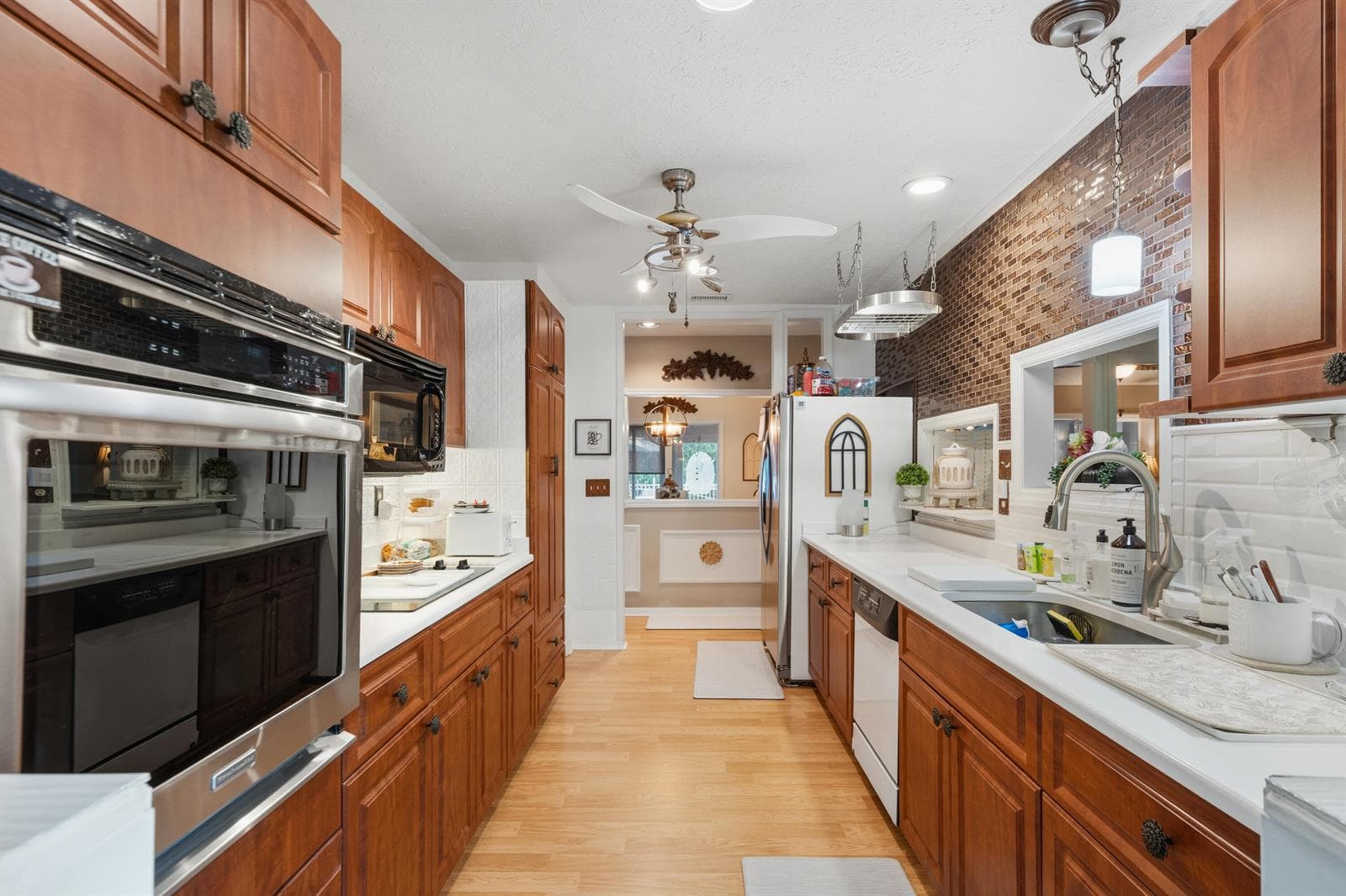 4662 Cheerio Way photo 22