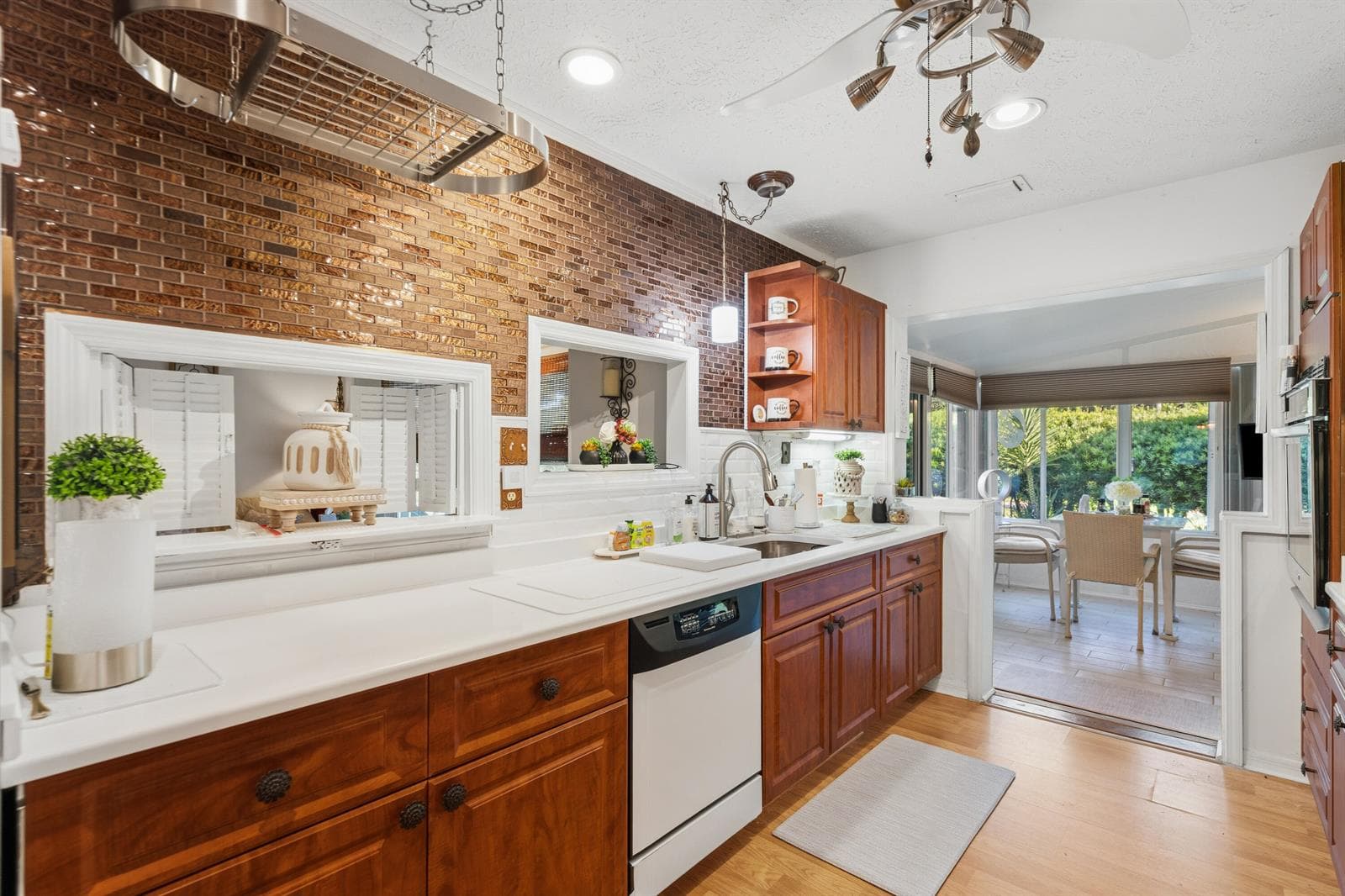 4662 Cheerio Way photo 20