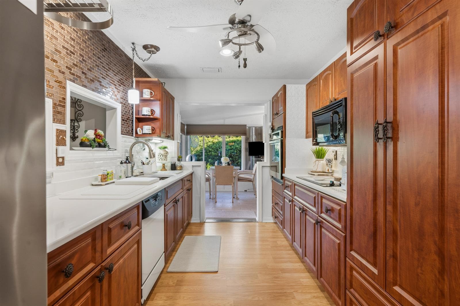 4662 Cheerio Way photo 19