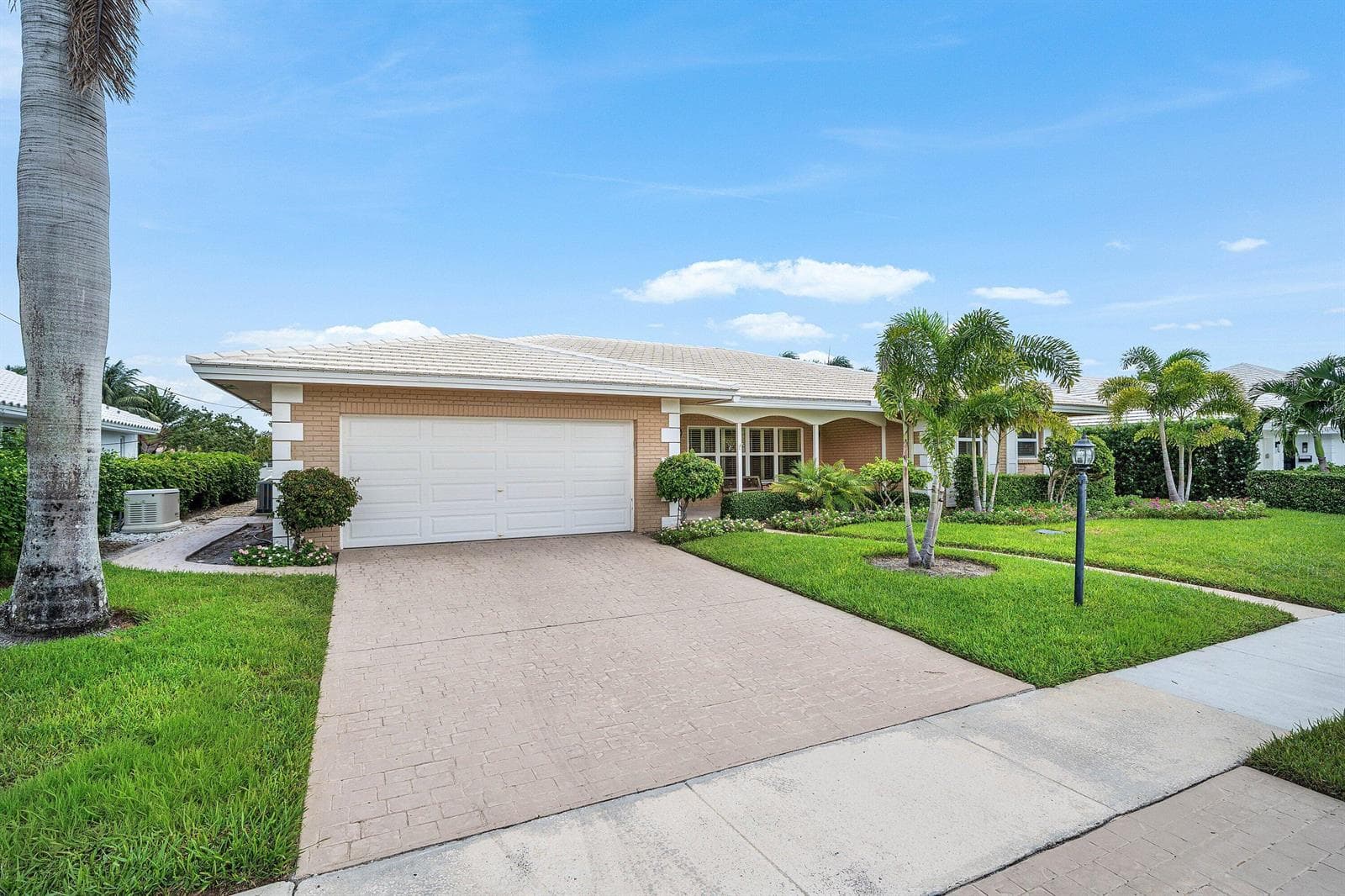 1338 Cypress Way photo 5