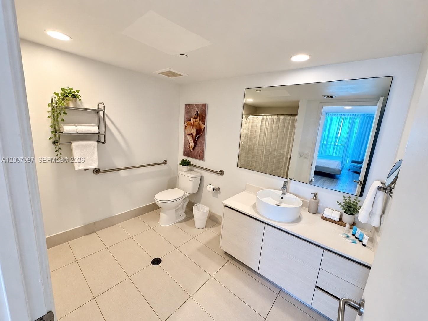 2602 E Hallandale Beach Blvd R2004 photo 7