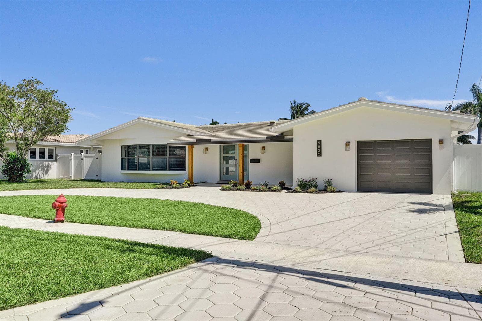 5820 NE 14th Way photo 17