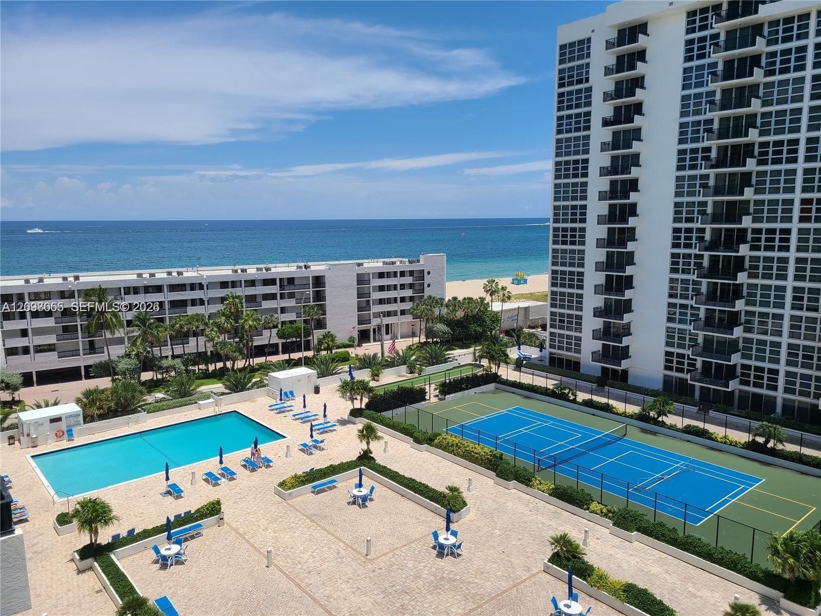 531 N Ocean Blvd 1102 photo 25