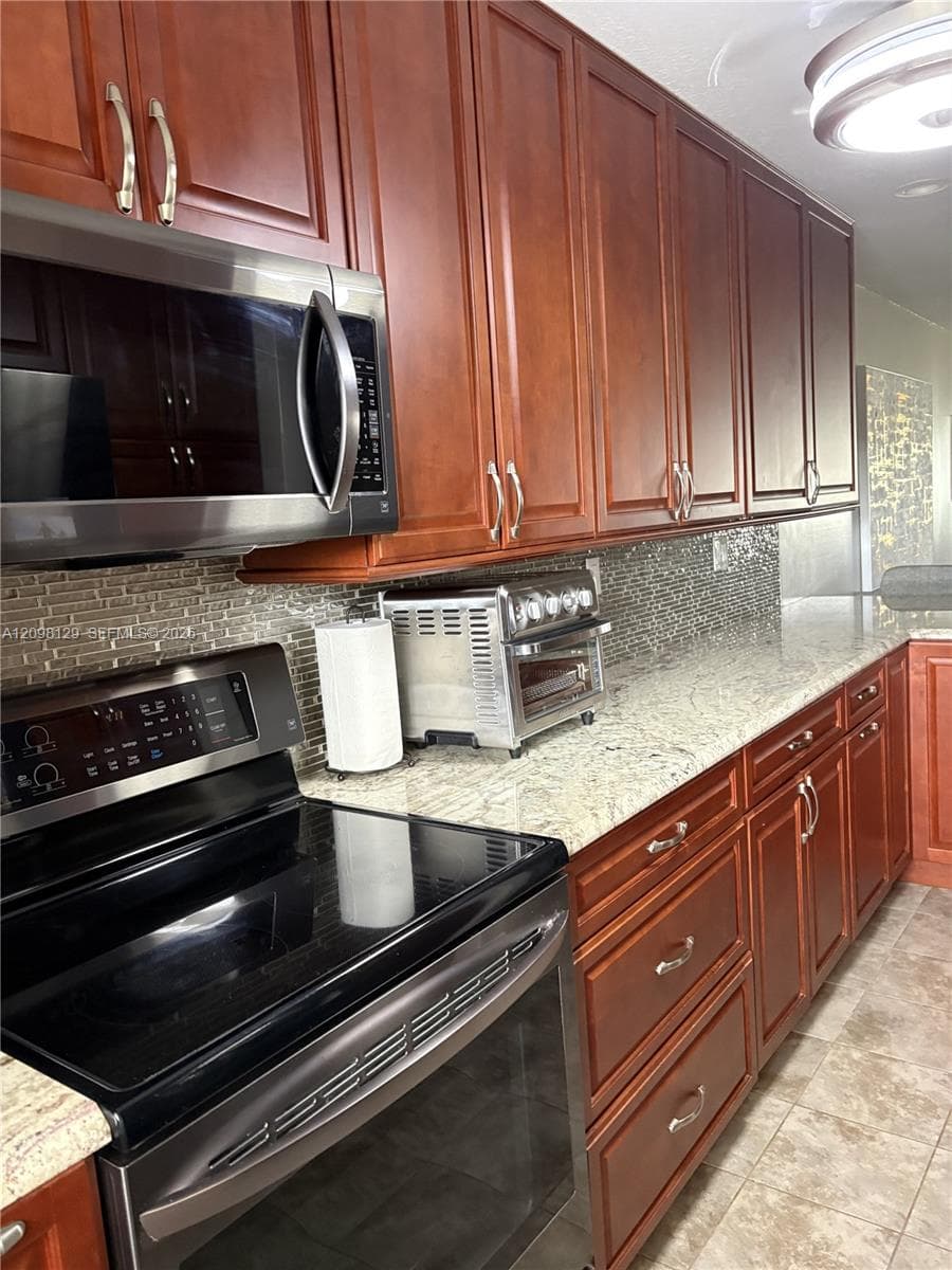 175 SE Saint Lucie Blvd C22 photo 4