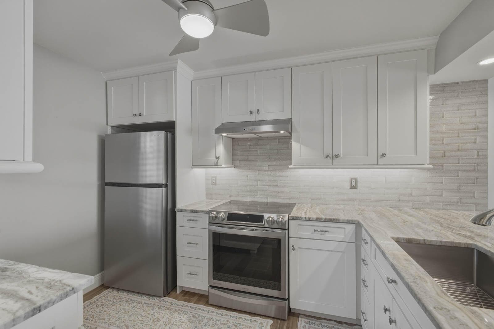 1950 SW PALM CITY Road 5-106 photo 11