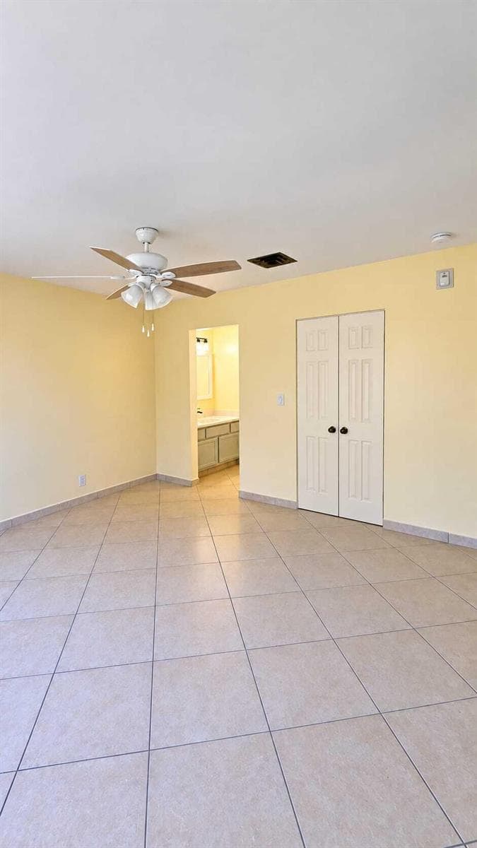 105 S RIVERSIDE Drive 304 photo 17