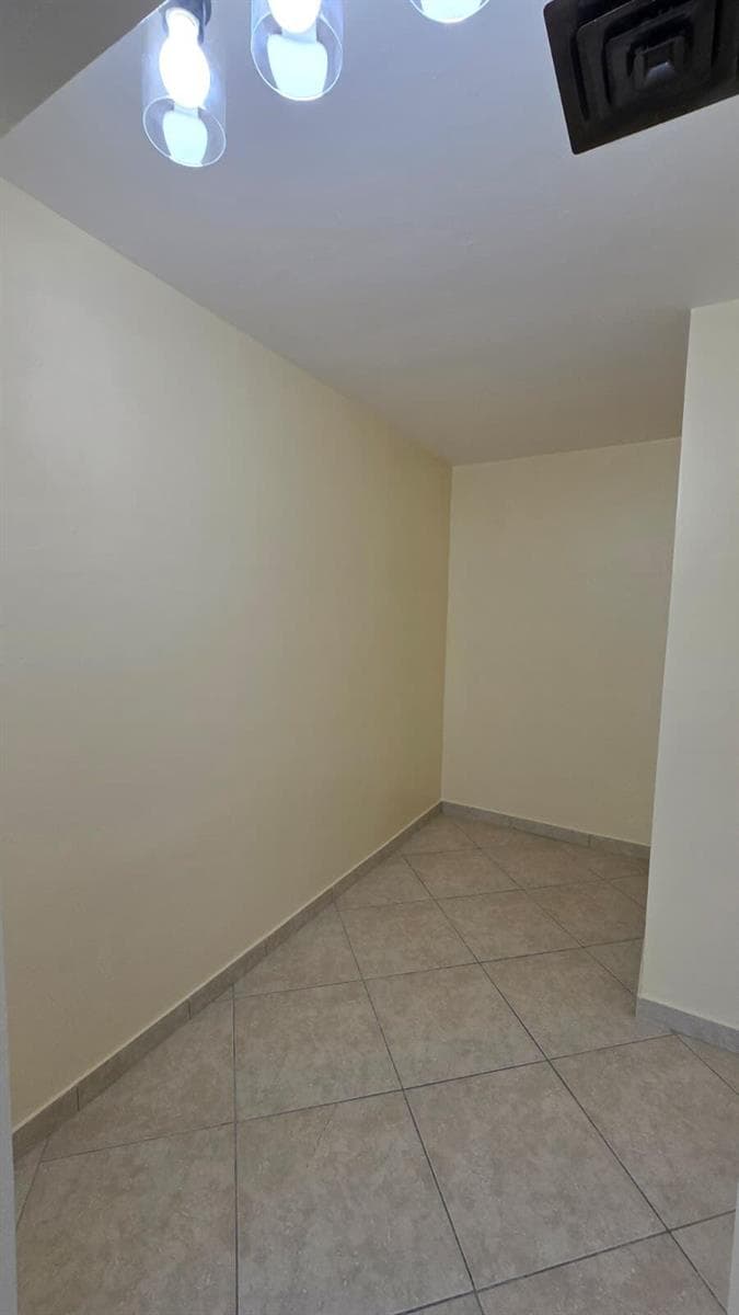 105 S RIVERSIDE Drive 304 photo 14