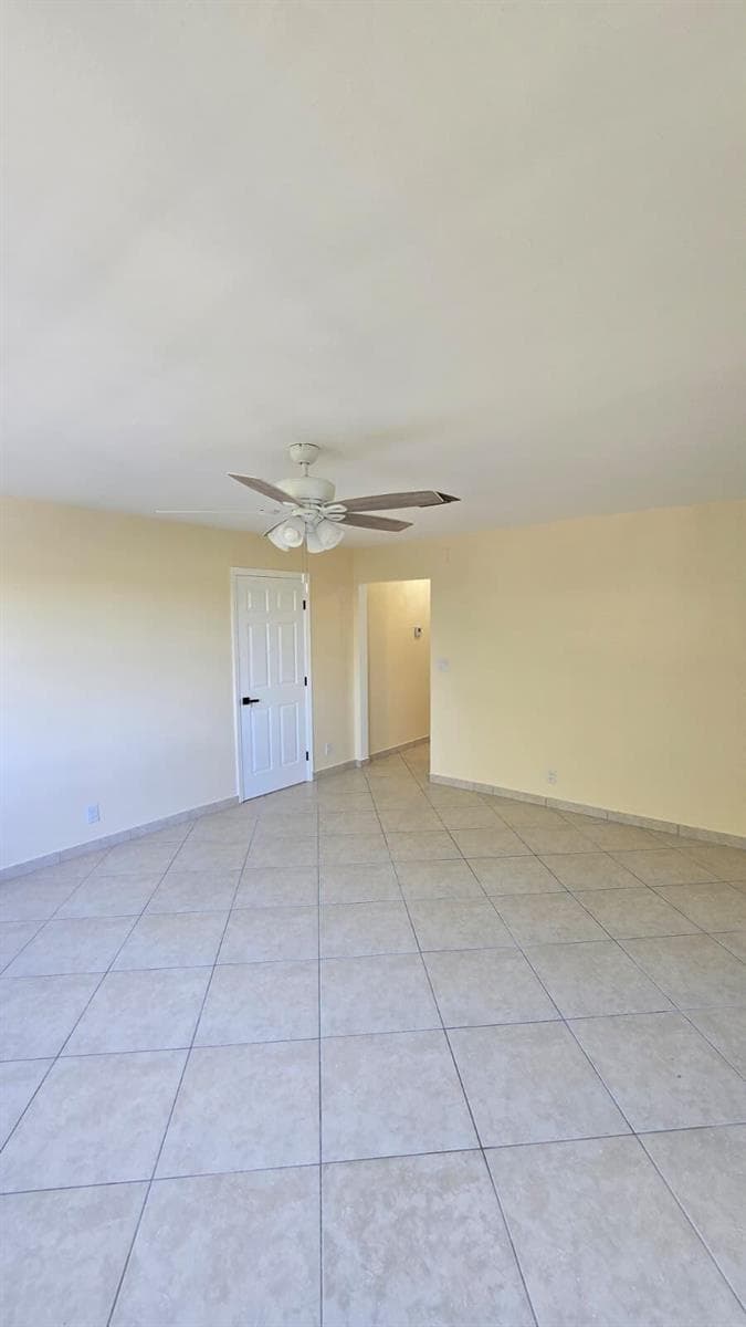 105 S RIVERSIDE Drive 304 photo 11