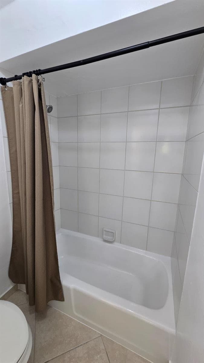 105 S RIVERSIDE Drive 304 photo 21