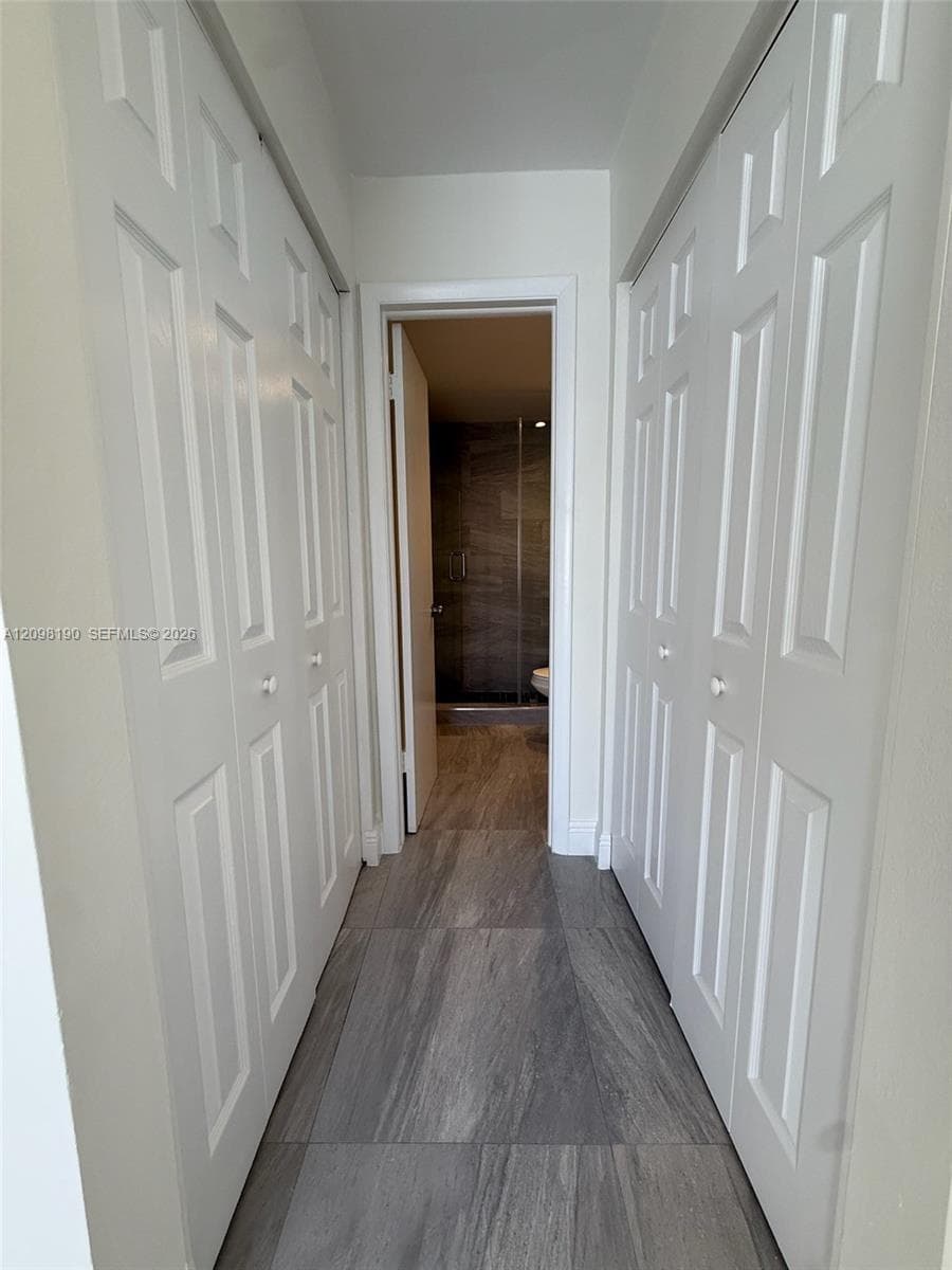 3948 NE 169th St 305 photo 15