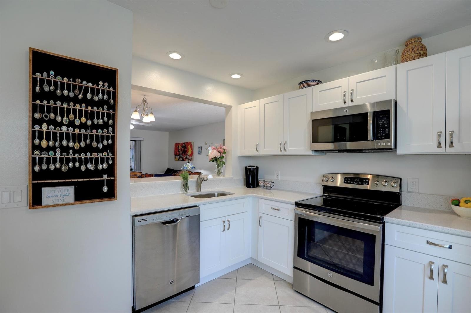 9626 RIVERSIDE Drive 1 photo 20