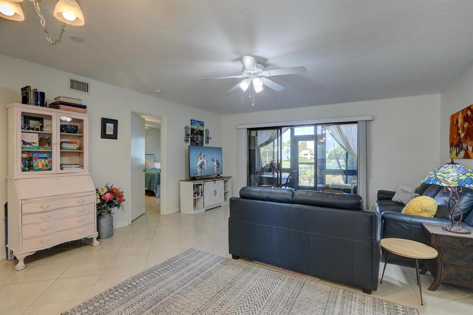 9626 RIVERSIDE Drive 1 photo 8