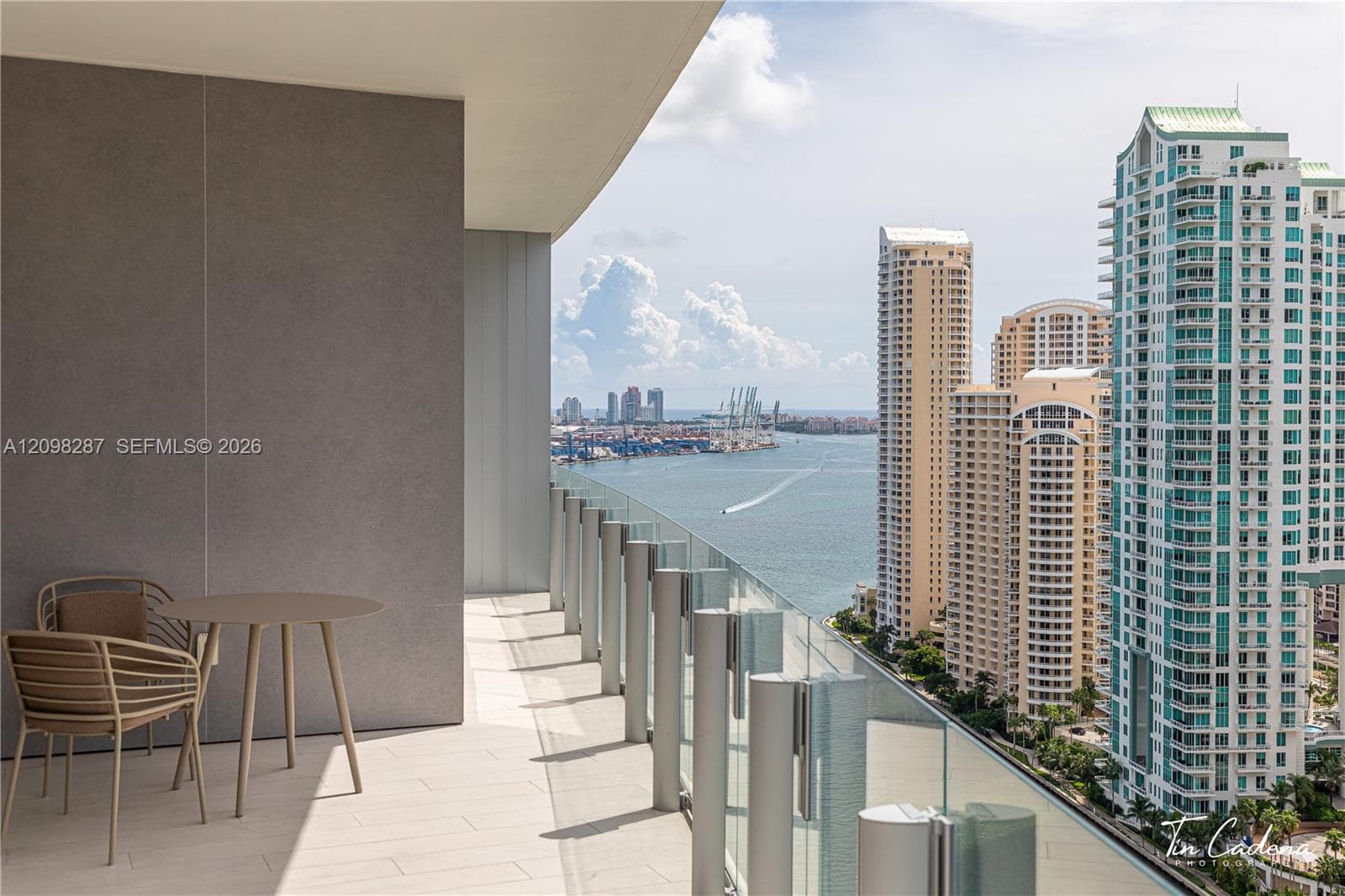 300 Biscayne Boulevard Way 2606W photo 1