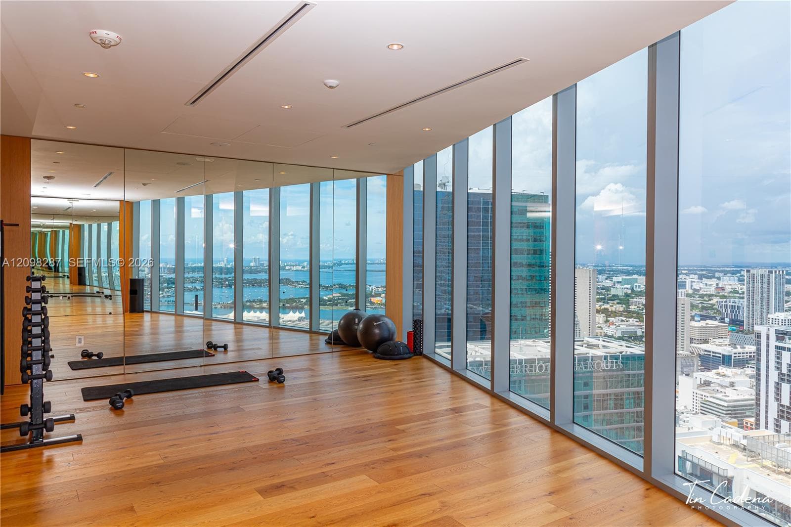 300 Biscayne Boulevard Way 2606W photo 9
