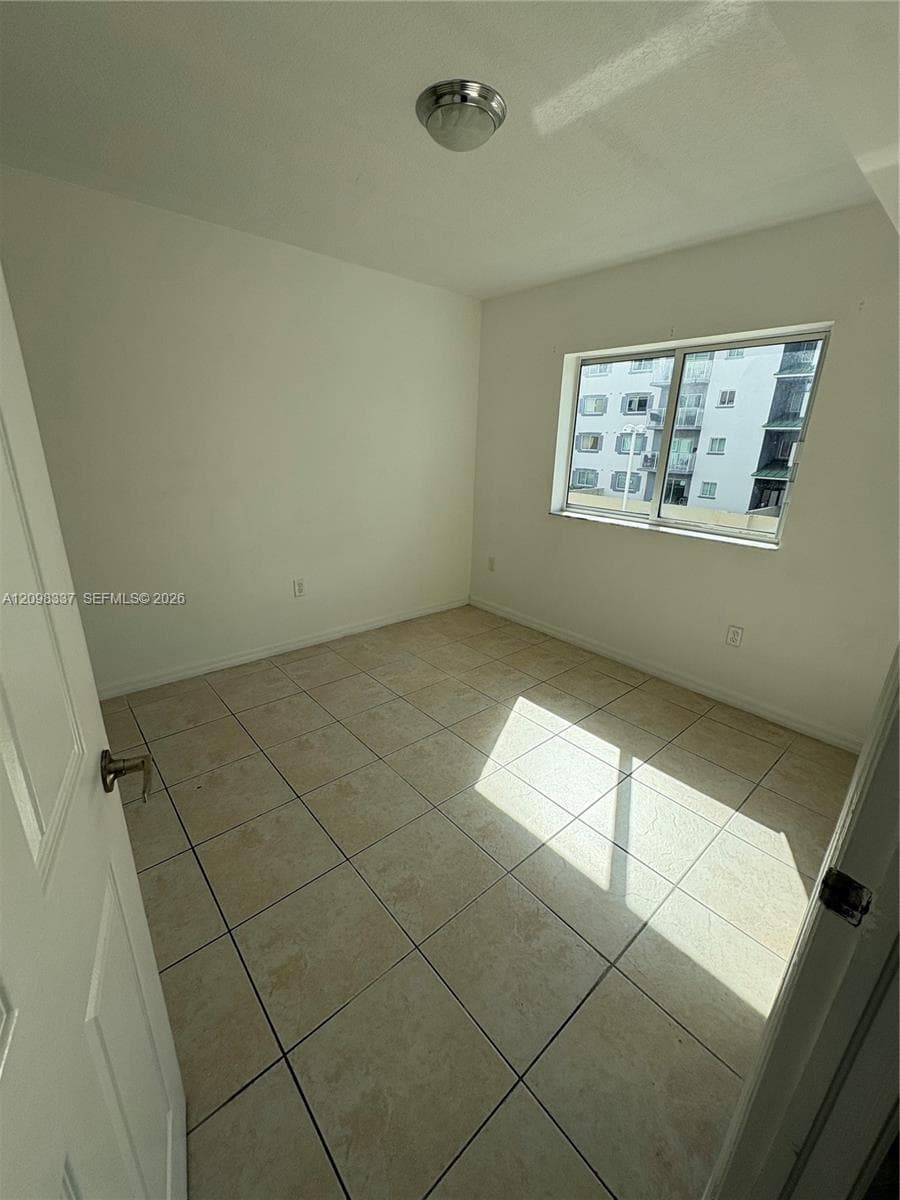 2415 NW 16th St Rd 316 photo 14