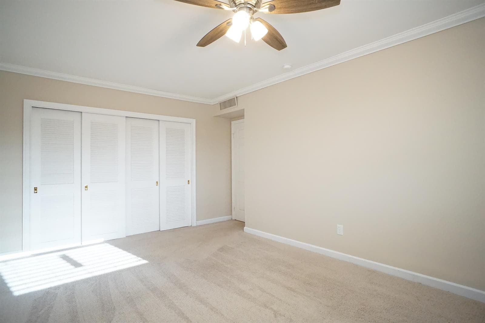 510 Prosperity Farms Road 7B photo 14