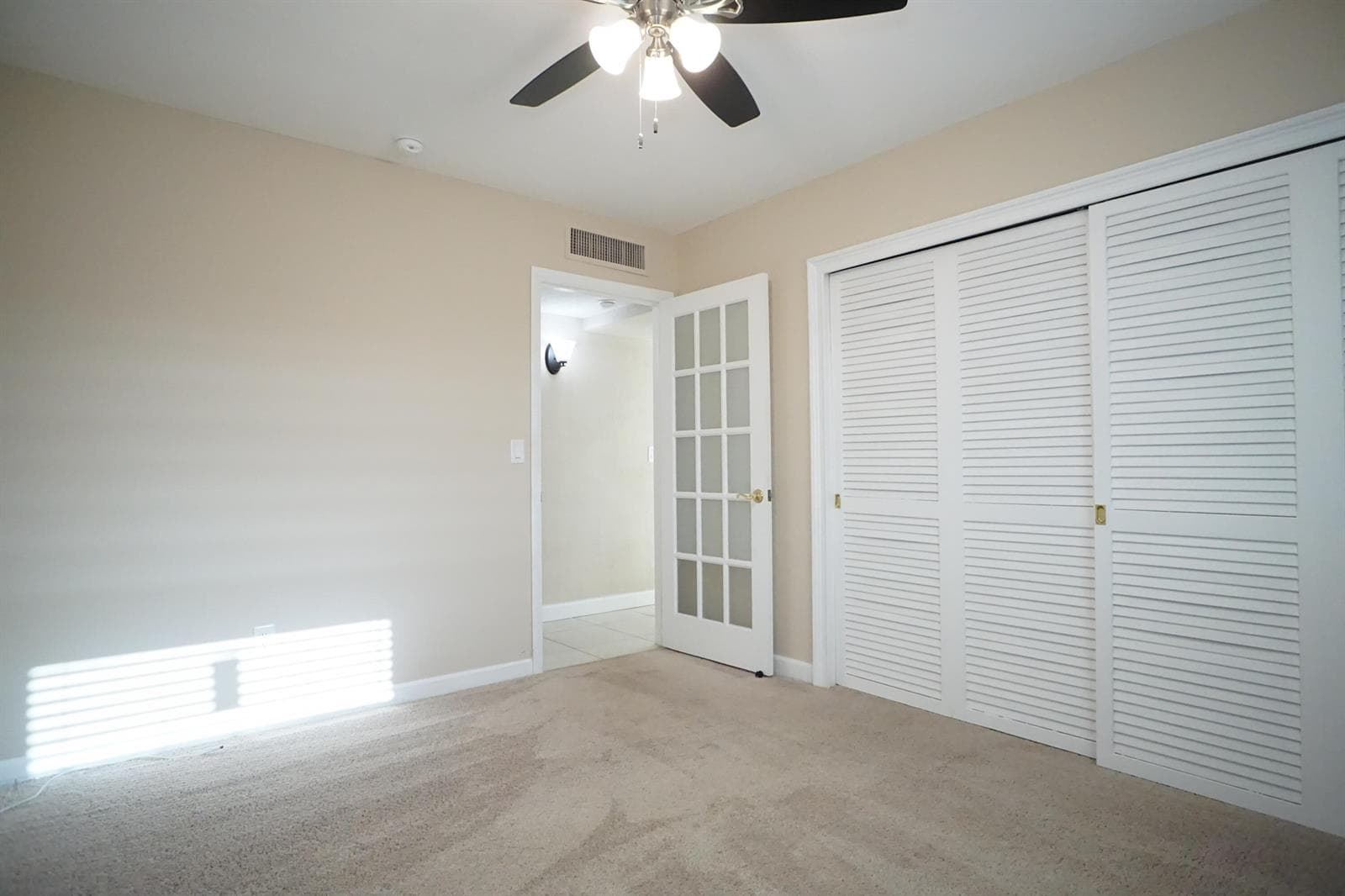 510 Prosperity Farms Road 7B photo 11
